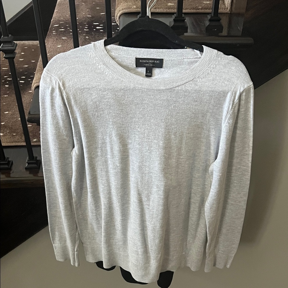 Banana Republic Light Gray Pullover